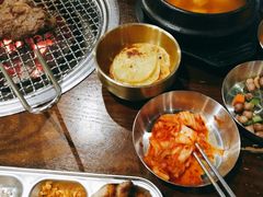 大酱汤-·缸桶屋·韩式牛肋条自助烤肉(西湖D11店)