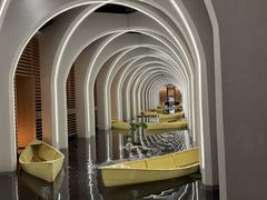 -涨巢·潮玩水疗局