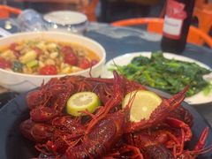 -老鄞江清水龙虾•赵赵家(江北店)