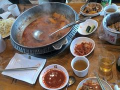 -喇喇排骨火锅·传统韩式脊骨汤(望京西园总店)