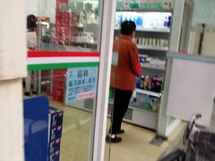 -牛朋牛奶棚(南昌路店)