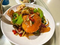 -三亚火车头万人海鲜广场