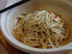 砂锅白芹-名豪品鲜荟(云亭店)