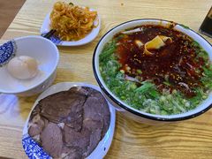 -德元兰州纯汤牛肉面