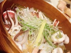 -穹六人间 people 6(岳阳路店)