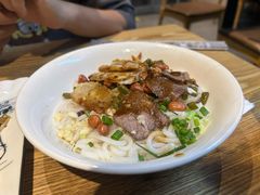 -牛八宝桂林米粉(八里庄店)