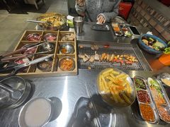 -马路牙子烧烤音乐酒馆(望京店)
