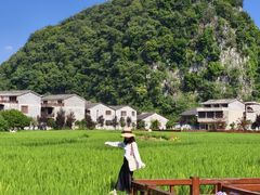 -高荡千年布依古寨旅游景区