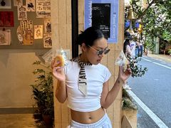 -溪岸路花鸟市场