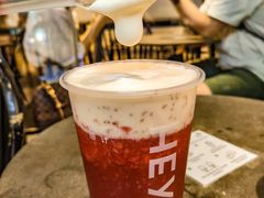 -喜茶(上海兴业太古汇店)