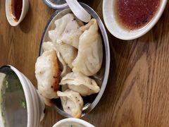 -黄阿姨锅贴大王(万航渡路店)