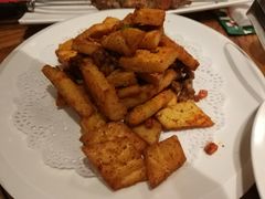 风味馕炒肉-阿罗新疆菜(人民广场店)
