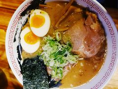 黑麻油豚骨拉面-老龙亭拉面店