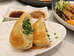 脆皮虾仁韭菜盒子-海味当家·蒸锅海鲜(中山广场创始店)