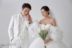 -雨墨婚纱摄影工作室