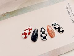 -群丽化妆摄影美甲纹绣培训学校