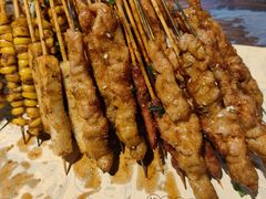 -老街烧烤大排档·地道湖北菜·龙虾馆(汉口火车站店)
