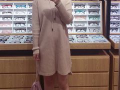 -三叶眼镜城批发市场(上海火车站店)