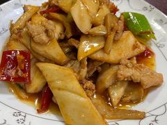 蘑菇肉片-口口香小吃店
