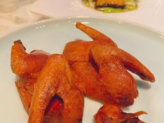 脆皮乳鸽-那家小馆•北京菜•烤鸭(香山店)