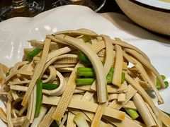 -湖畔鲁菜·二十年老字号餐厅(大明湖店)