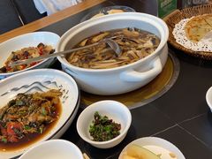-黔蘑菇四季餐厅(观山湖店)