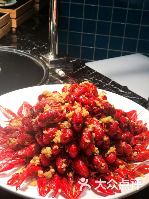 上隐水产海鲜自助餐厅酒香小龙虾图片 - 第3张