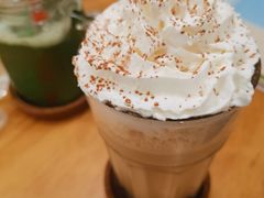拿铁-黑石咖啡(小十字店)
