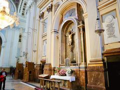 -皮拉尔圣母圣殿主教座堂