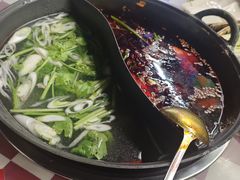 -赵美丽·重庆社区火锅·直营店(火车东站·中豪国际店)