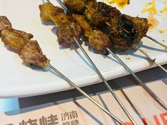 招牌羊肉串-清真·金鑫隆牛羊肉(环山路店)