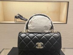 -CHANEL(恒隆广场店)
