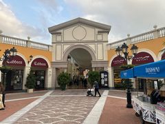 -佛罗伦萨小镇广佛名品奥特莱斯(疏港路店)