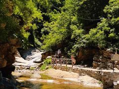 -黑龙潭风景区