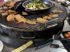 -小辣椒汤锅烧烤(温泉南街店)