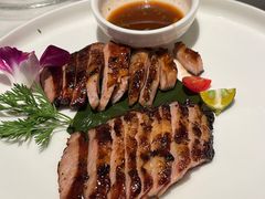 招牌炭烧猪颈肉-金椰壳· 大厨新加坡菜(壹方城店)