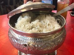 -大树下海鲜饭店