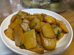 农家特色土豆-芦茨金富饭庄·25年老字号·专做稻草鸡