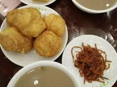 奶油炸糕-护国寺小吃(东四店)