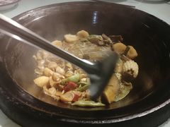 -鱼窝棚柴火铁锅炖(富山屯店)