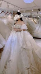 -LOVINA洛维娜婚纱礼服