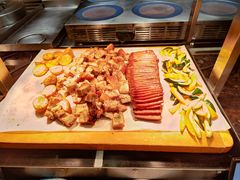 -亚龙湾希尔顿自助餐厅·海鲜·烧烤·沙滩BBQ·现场乐队