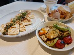 -LESCEDARS Brasserie Bistro香柏树