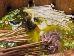 -聚串门儿·东北烧烤(信义坊店)