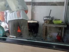 -老西白点心店