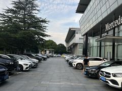 -奔驰上海利星(七宝店)