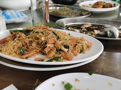 -红月湾海鲜饭店•沙滩海景(双月湾店)
