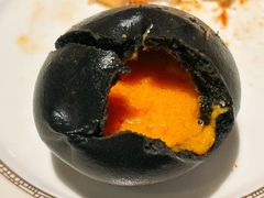 黑金流沙包-铭家点心(秦岭路店)