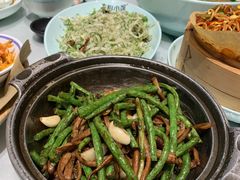 长豆角炒茶树菇-大厨小馆(华阳城店)