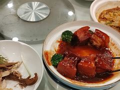 -鑫巴蜀小镇 · 水煮鱼专研店(玉桥店)